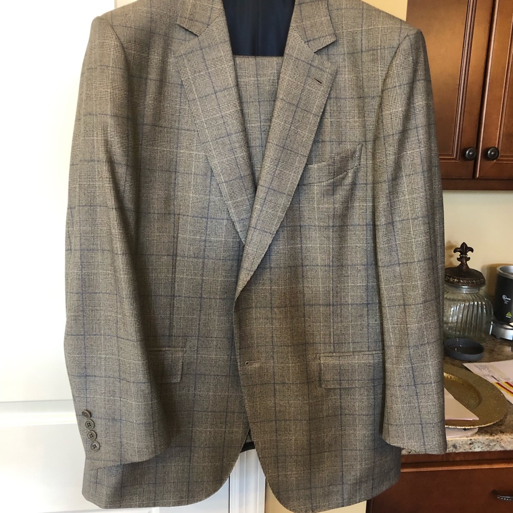 Men’s Suit